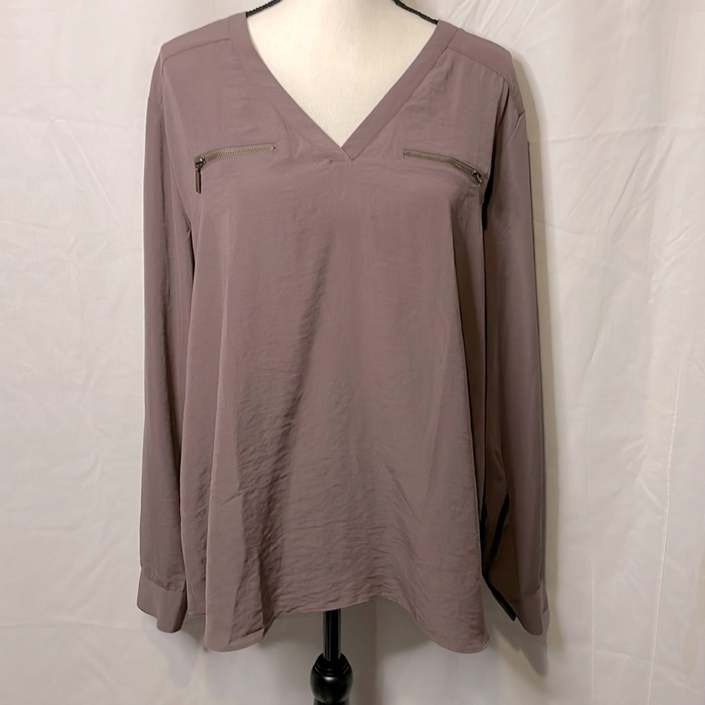 Maurice’s Mauve XXL Blouse. Never been wore.